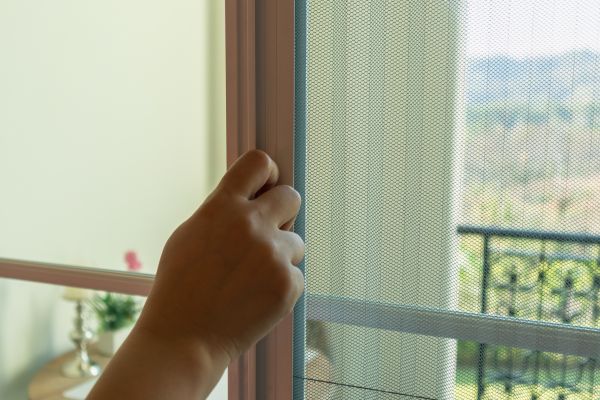 Retractable Screen Service